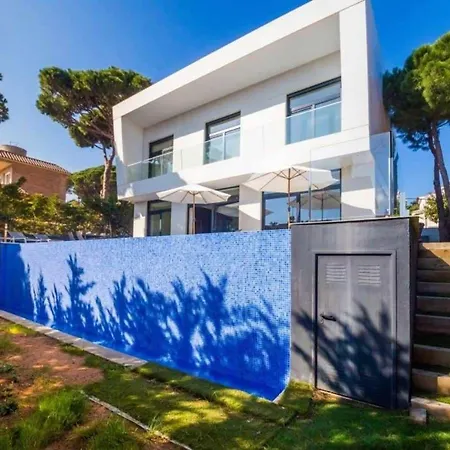 Villa Chalet En Sant Feliu De Guixols Girona